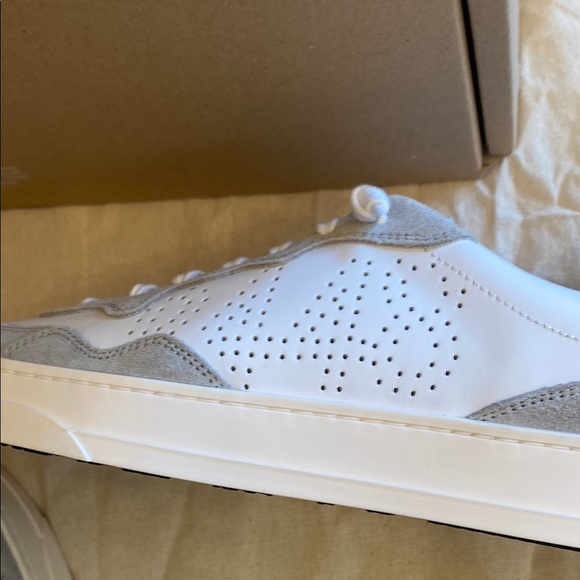 P448 Woman White and Gray Sneakers - Picture 3 of 5